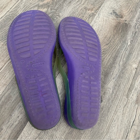 Crocs Wedge Sandals Women’s 10 Purple Platform Shoe Flip Flop - Picture 8 of 8